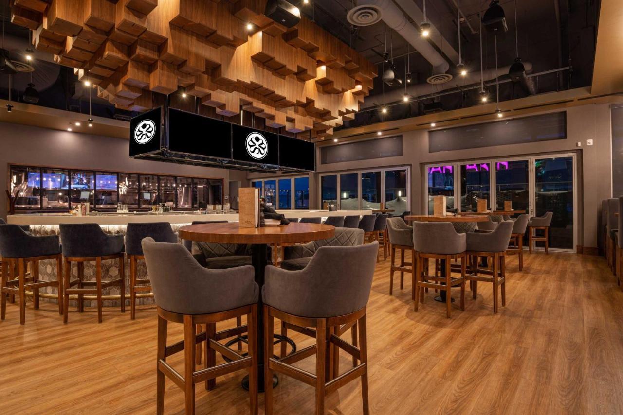 Sandman Signature Ottawa Airport Hotel Ngoại thất bức ảnh
