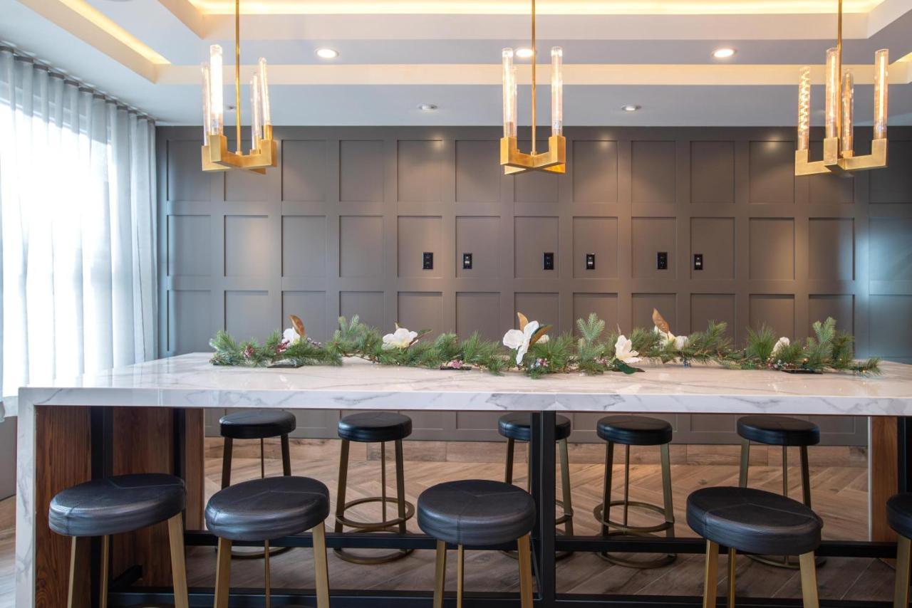 Sandman Signature Ottawa Airport Hotel Ngoại thất bức ảnh