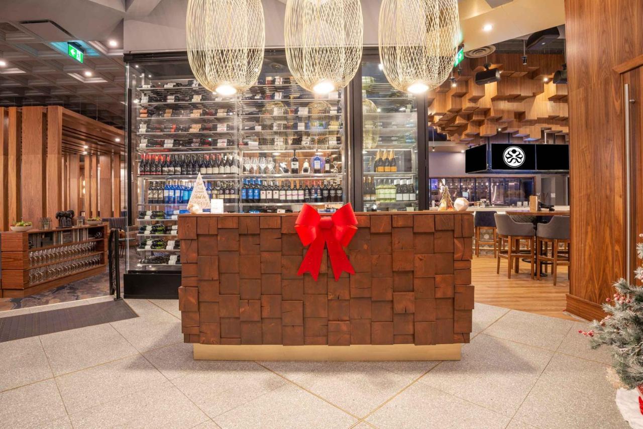 Sandman Signature Ottawa Airport Hotel Ngoại thất bức ảnh