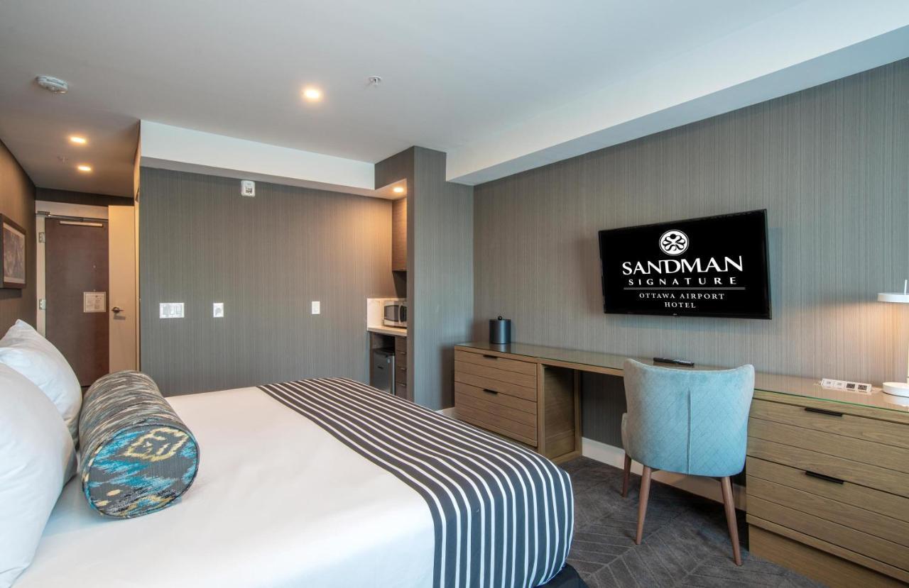 Sandman Signature Ottawa Airport Hotel Ngoại thất bức ảnh